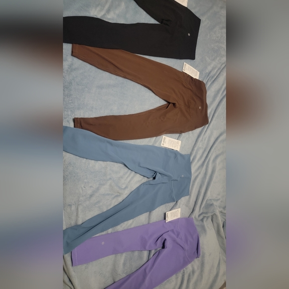 Lululemon yoga/leggings - Picture 3 of 3
